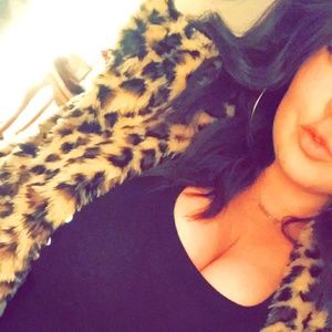 Meet your Posher, Gabby